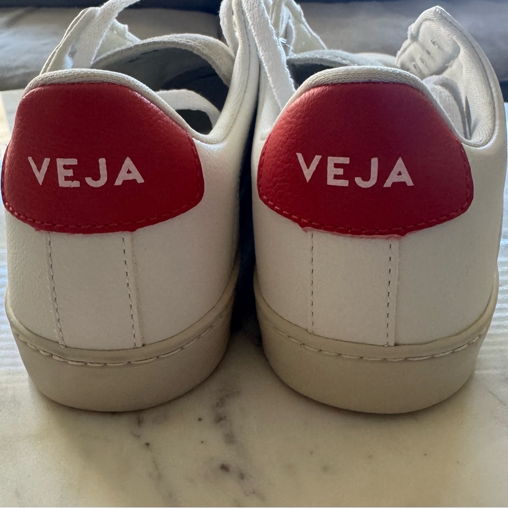 NWOT Kids' Veja Esplar Sneakers - Size 5 Big Kid (36) - Picture 5 of 10